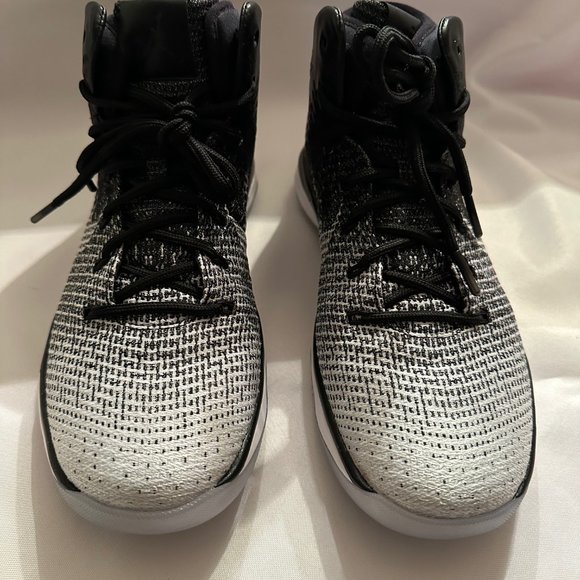 Air Jordan XXXI - size 10-1/2 main image 9